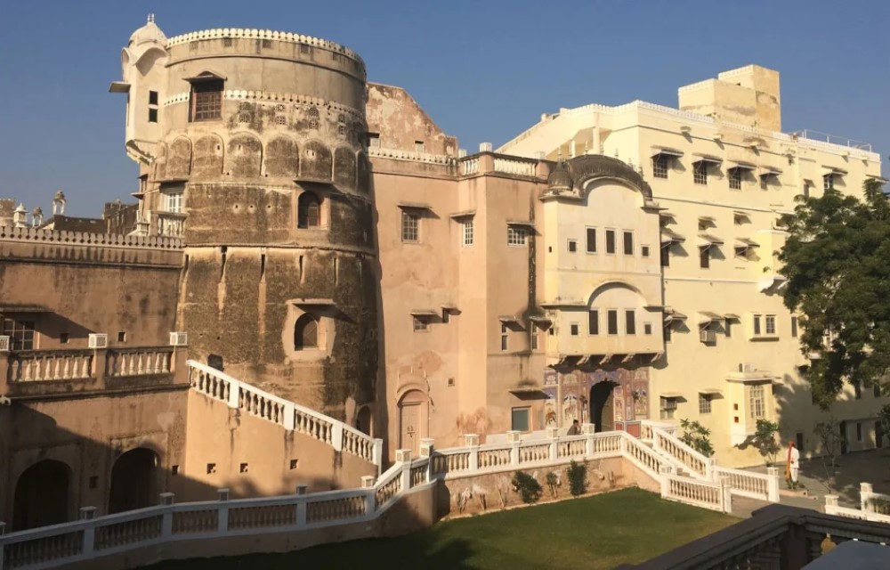 Siliguri Sewa Sadan near Mandawa Fort